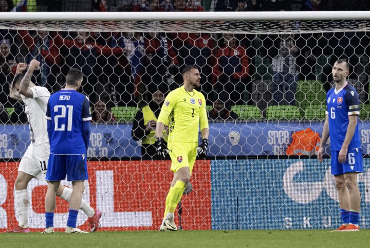 Slovenská futbalová reprezentácia bude hrať aj naďalej v C-divízii Ligy národov. Slovinsko - SLOVENSKO 1:0 po predĺžení