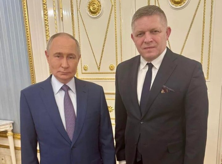 Robert Fico zazdieľal fotku s Putinom a hovorí, že o vojne teraz rozhodne len ruský prezident a Trump, Ukrajina príde o územie a aj o možnosť členstva v NATO.