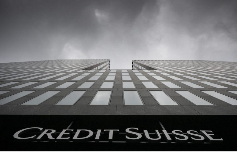 Credit Suisse si od centrálnej banky požičia až 51 miliárd eur