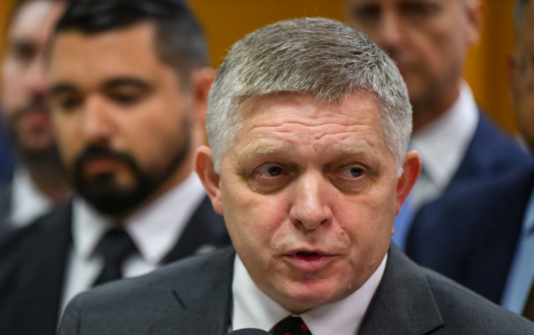 Fico: Blíži sa definitívne rozuzlenie krízy v Hlase a SNS