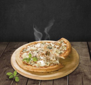 HOT SNACK: Pizza syrová 