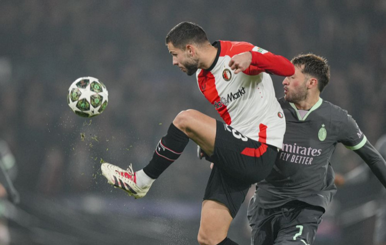 Liga majstrov: Feyenoord zdolal AC Miláno 1:0, Bayern vyhral na pôde Celticu