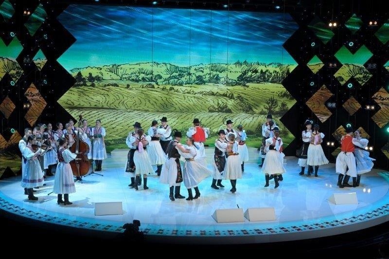 Folklórnu šou Zem spieva čaká prvé semifinále