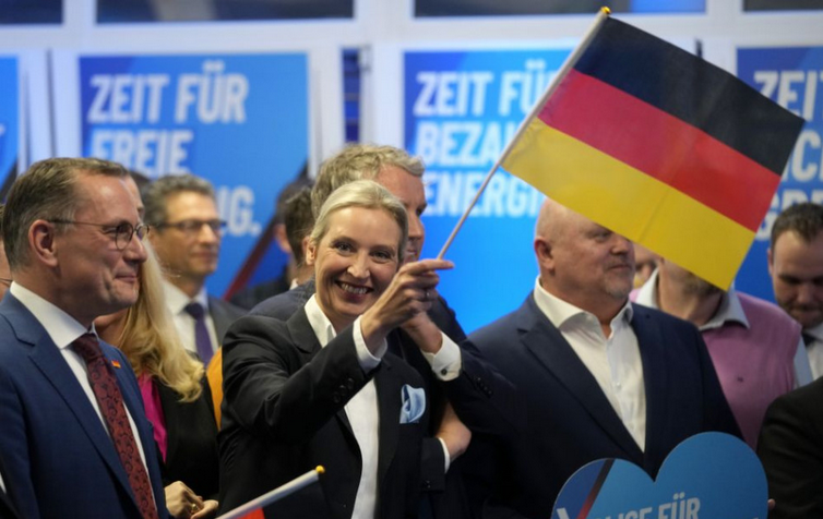 V nemeckých voľbách podľa exit pollov zvíťazili CDU/CSU pred AfD