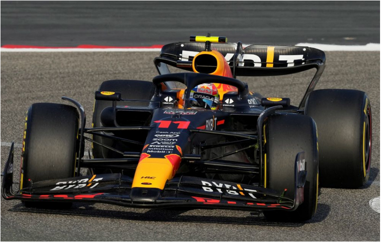 F1: Perez získal pole position, Verstappen nepostúpil do záverečnej časti kvalifikácie