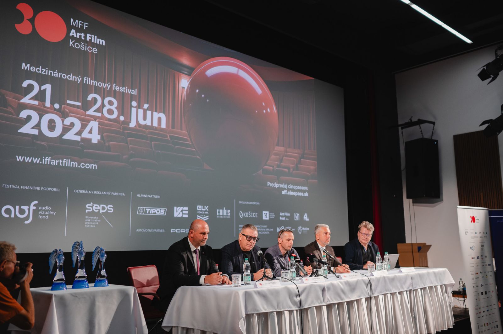 Antónia Lišková, Maroš Kramár a Sergej Loznica si na Art Filme prevezmú ocenenia Hercova misia a Zlatá kamera