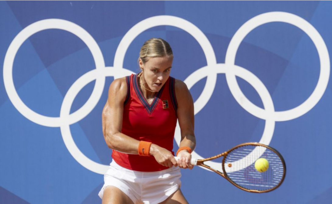 Slovenská tenistka Anna Karolína Schmiedlová postúpila do osemfinále na olympiáde v Paríži