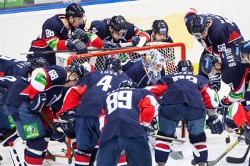 KHL: Slovan musíí zabrať, aby si poistil play-off