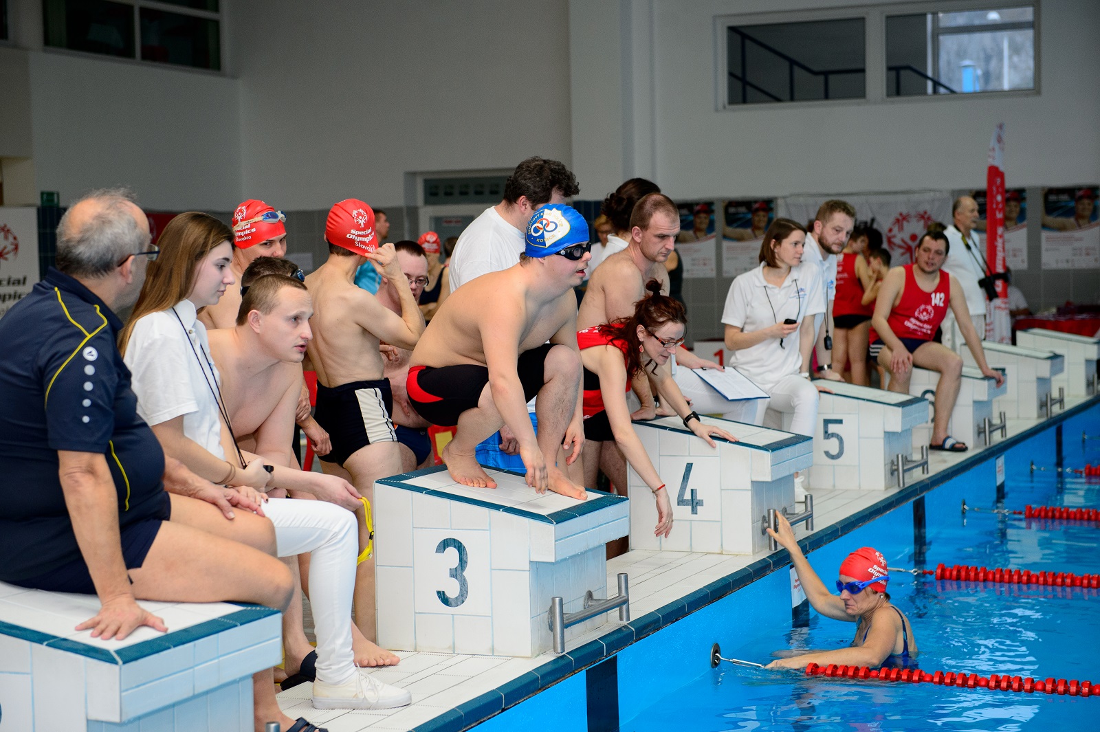 V Trenčíne si zmerali sily plavci Špeciálnych olympiád