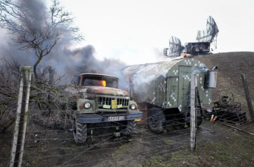 AFP: Rusko tvrdí, že na Ukrajine zničilo 74 cieľov vrátane 11 letísk