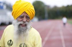 101 rocny singh zabehol maraton v oso