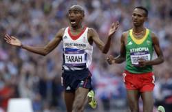 brit mo farah vo finale na 5000 metrov