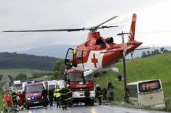 vrtulnik nehoda helikoptera autobus