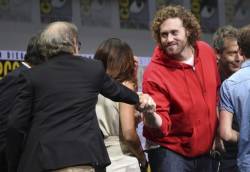 2017_comic con_ _warner_bros._presentation_panels_71758 735892104d8f48c9b6dcdc916c17924c 676x466