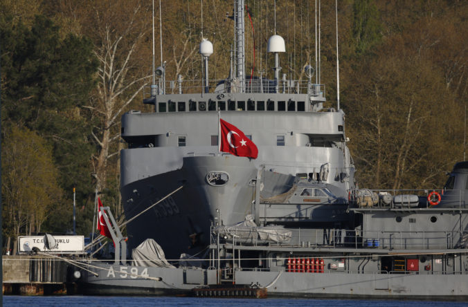 turkey_admirals_39012 438a9a704c8e43398c33a6cc3409d91b 676x444