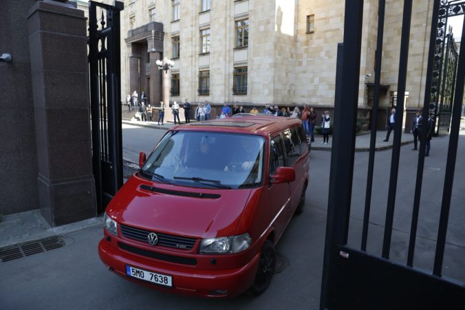 russia_czech_republic_45596 858a9732f6b144118843851f35d42c55 676x451