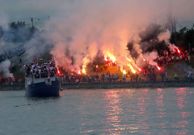 aptopix_serbia_soccer_25273 ccd42fa76ca148e59f1242bd80550372 676x471