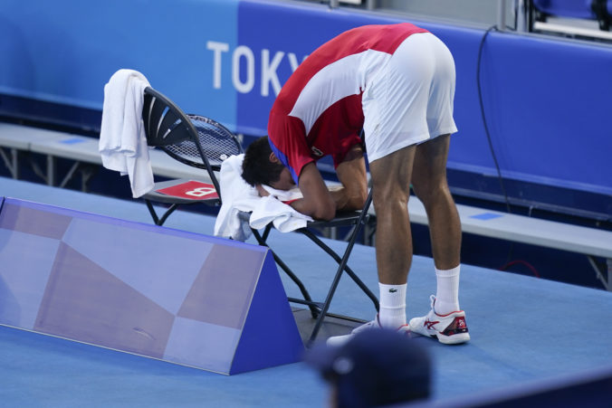 aptopix_tokyo_olympics_tennis_05288 970f8f9475bf4ca5a86872b33a57931e 676x451