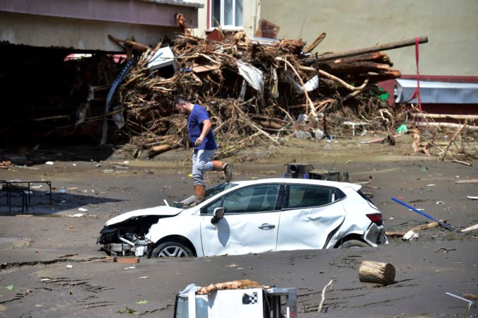 turkey_floods_25856 68b9c148ad034e1ba85fe61d8a00c287 676x450