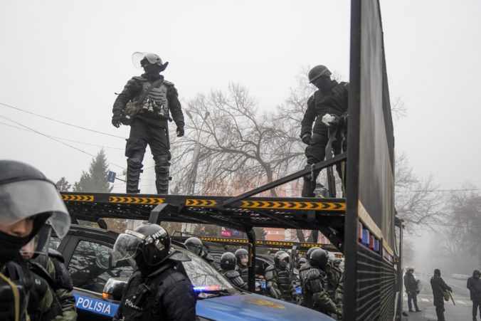 kazakhstan_protests_85591 5ba9cd2600d14a11b794f0f8433f8834 676x451