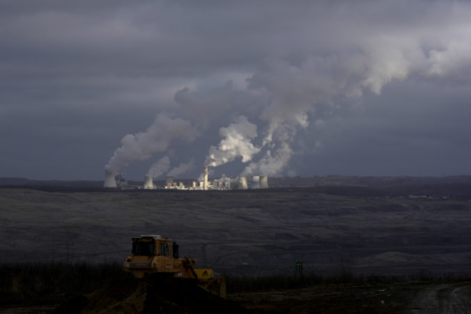 poland_coal_mine_35942 eda75d55c8074058aa8e046d1c97b733 1 676x451