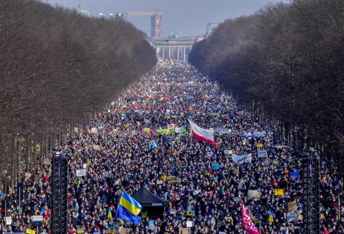 aptopix_germany_ukraine_invasion_96681 4235316196e14d07987fbafe4f7064b7 676x461