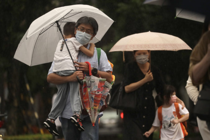 taiwan_typhoon_18846 ba0e296972b14c168bc605b33b686a8f 676x451