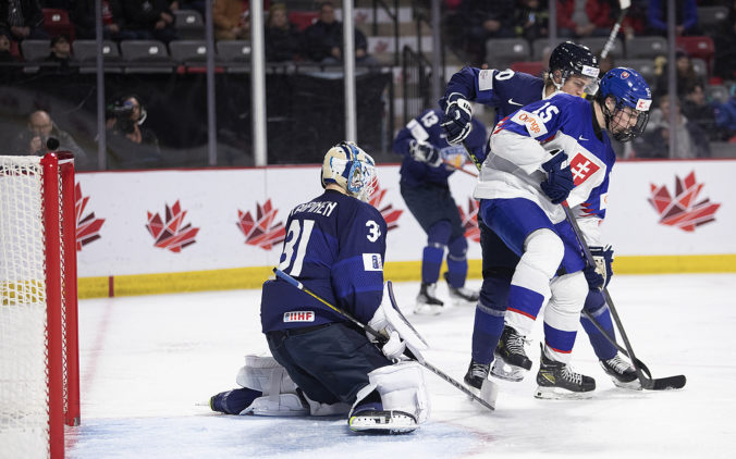 world_juniors_slovakia_finland_hockey_27970 676x422