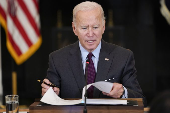 joe biden 676x451