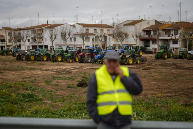 europe_farmers_protest_47337 676x451