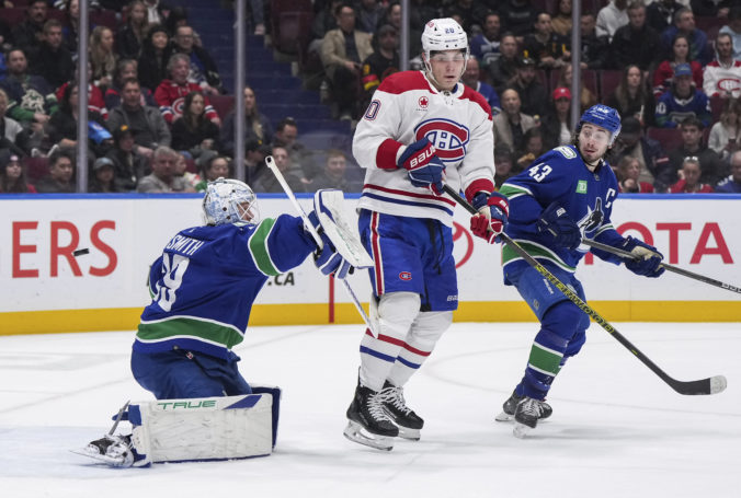 canadiens_canucks_hockey_41251 676x455