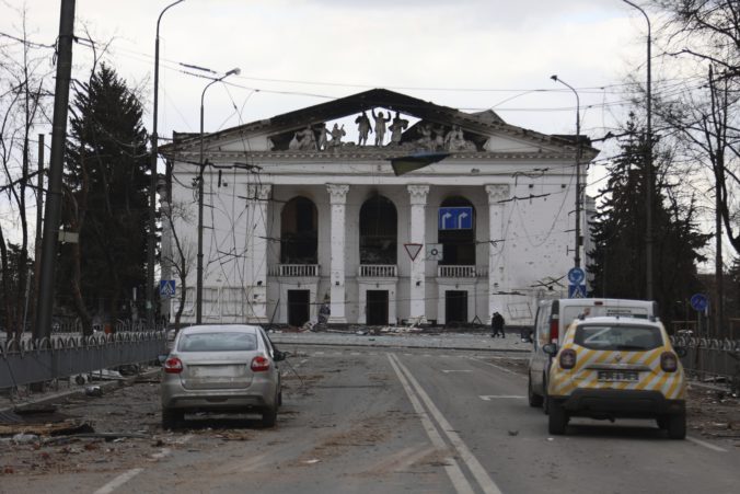 Ruské útoky na Ukrajine doteraz zasiahli takmer dvetisíc kultúrnych objektov - 24hod.sk