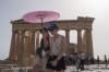 Grécko trápia vysoké teploty, v Aténach zatvárajú Akropolu a ďalšie pamiatky (foto)