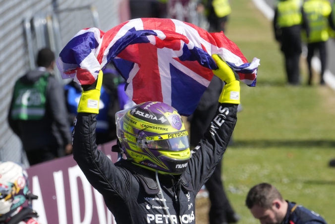 britain_f1_gp_auto_racing_22512 676x451