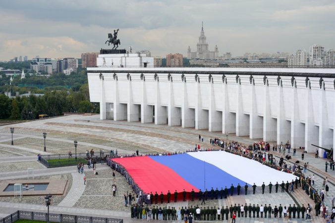 russia_national_flag_day_18274 676x450