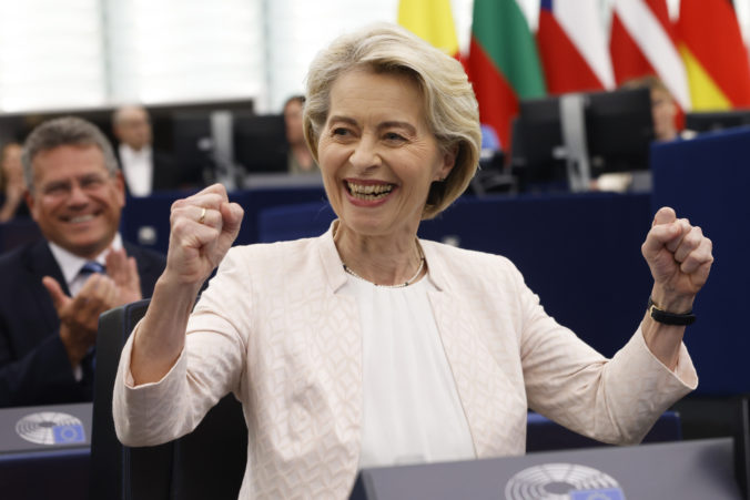 aptopix_france_european_commission_president_77895 676x451