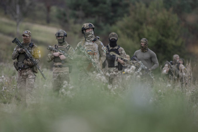 russia_ukraine_warchechen_fighters_26092 7935d8d67241448cbe1fce7f80a6c2d4 676x451