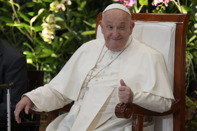 aptopix_indonesia_asia_pope_53513 676x451