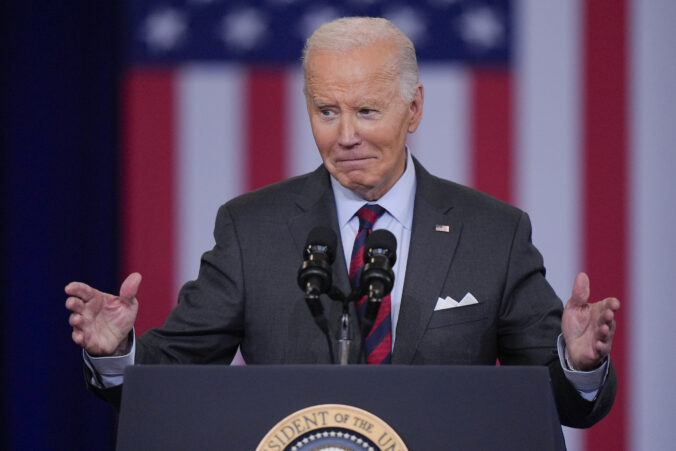 biden_49837 676x451