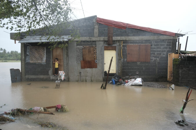 philippines_asia_storm_90477 676x451