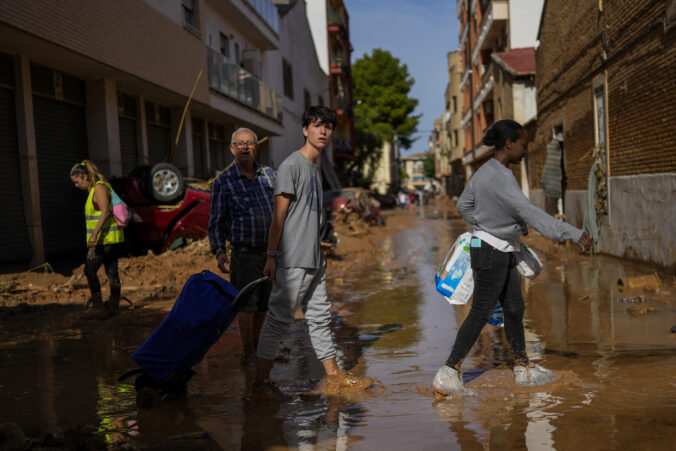 spain_floods_84165 676x451