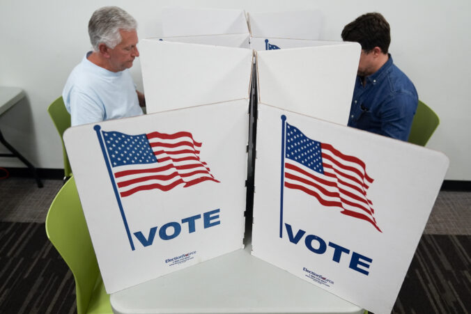 election_2024_virginia_early_voting_07234 676x451