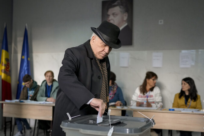 moldova_election_74802 676x451