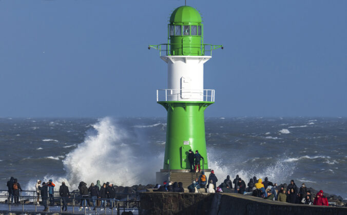 germany_storm_52902 f58002d1f27e455fbdc9d47cbfcca946 676x419