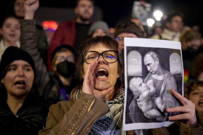 romania_election_protest_27600 676x451