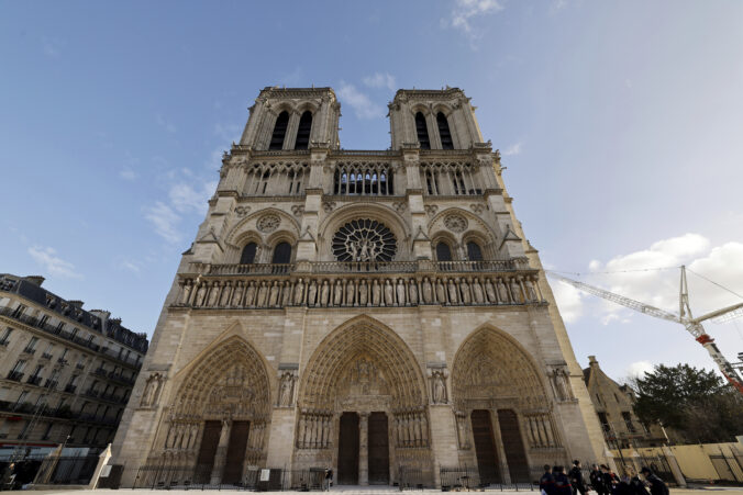 france_notre_dame_reopening_66988 676x451