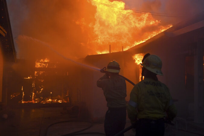 california_wildfires_36042 676x451