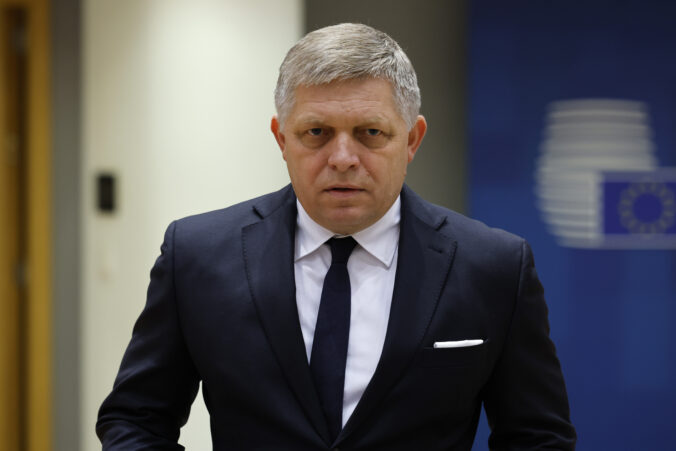 premier robert fico 676x451