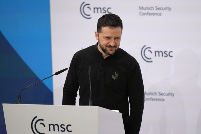 ukrajinsky prezident volodymyr zelenskyj pocas svojho prejavu na mnichovskej bezpecnostnej konferencii 676x451